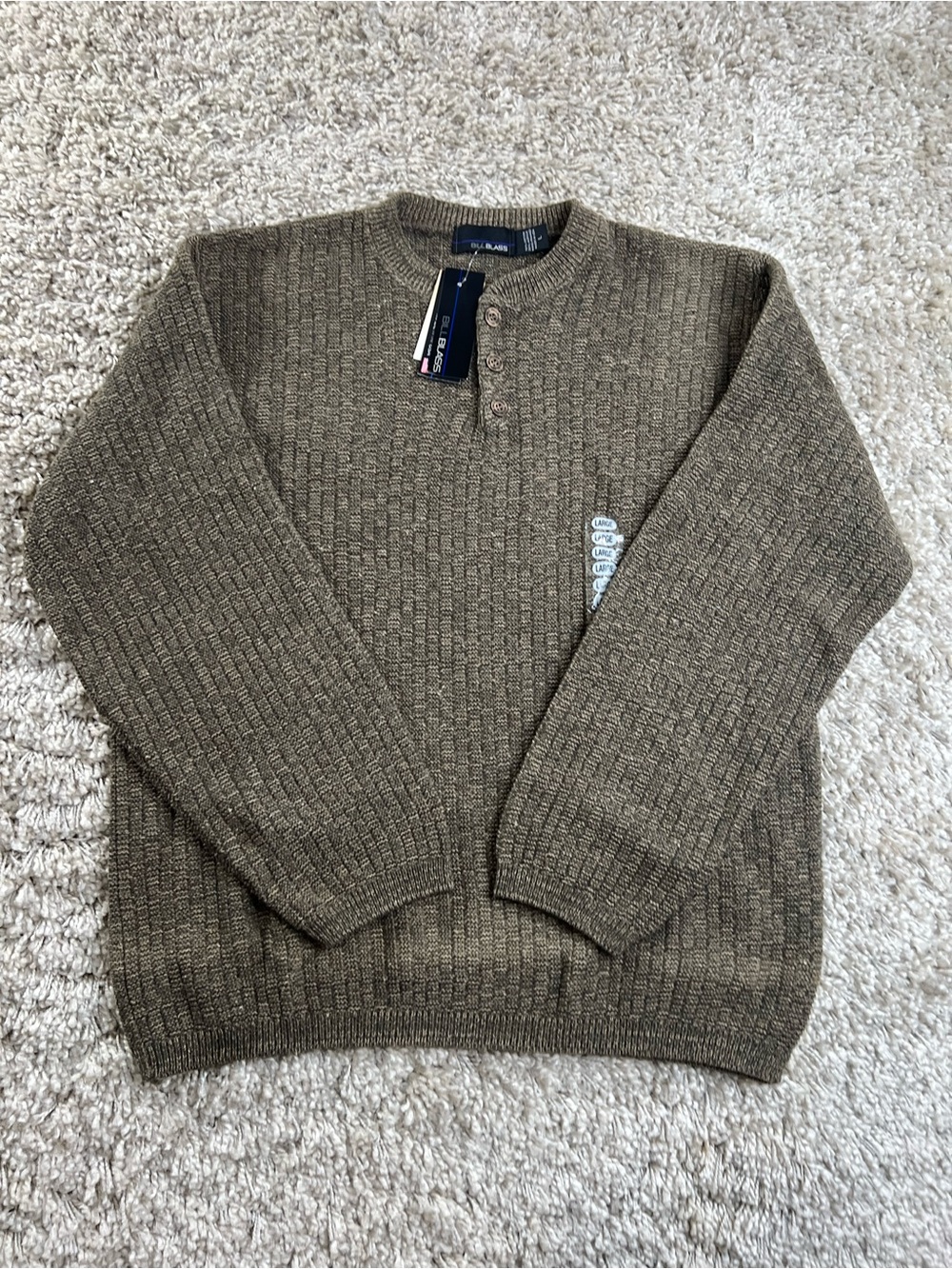 bill blass Men's Olive Crewneck Henley Knit Sweater